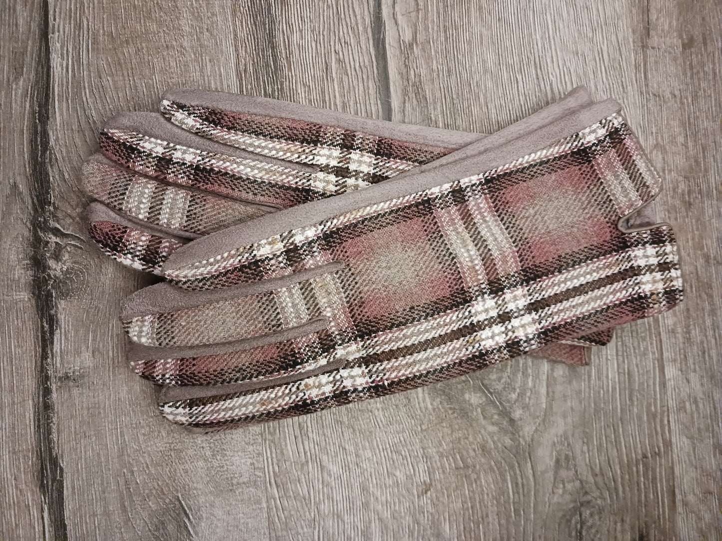 Plaid Gloves