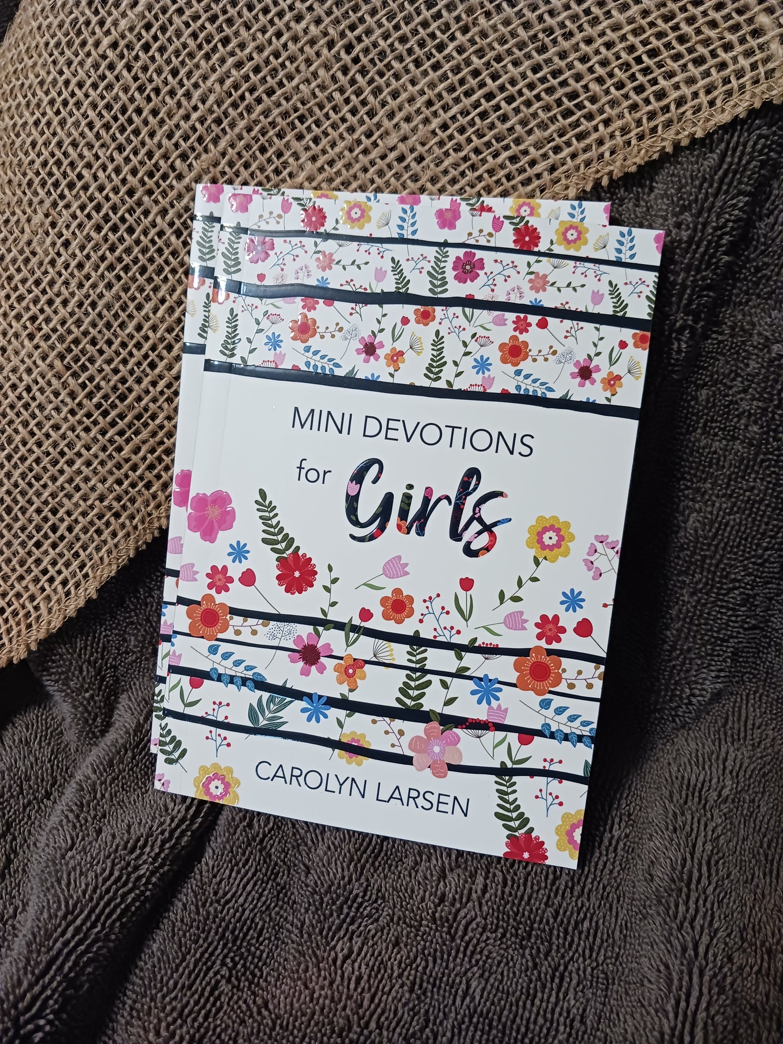 Mini Devotions for Girls