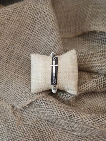Lost & Found - Beaded Hammered Cross Bracelet