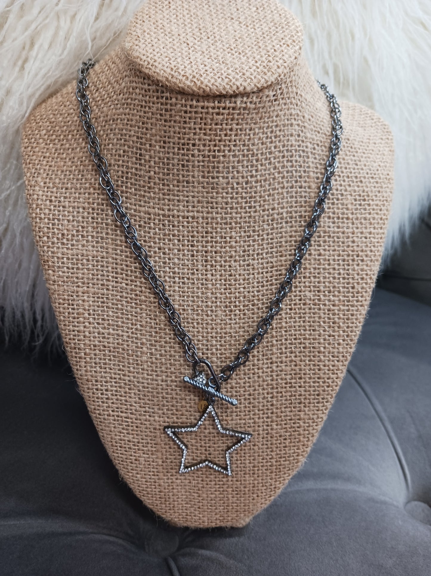 Lost & Found - Front Toggle Star Necklace