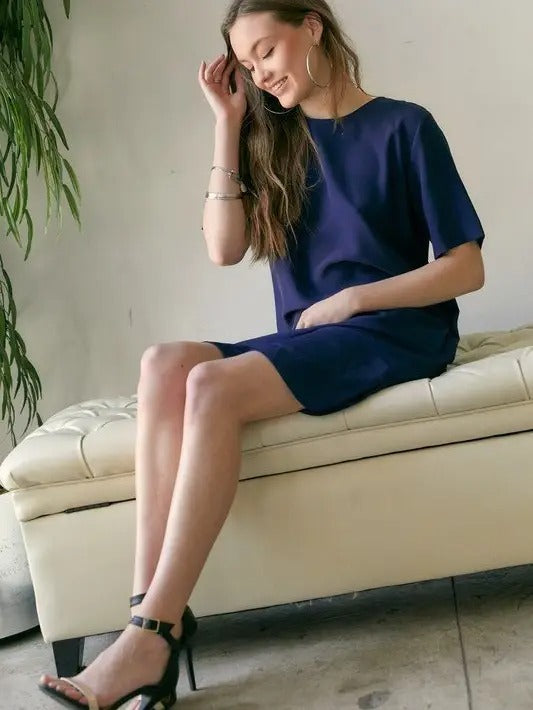 Short Sleeve Round Neck Dress with Pockets
